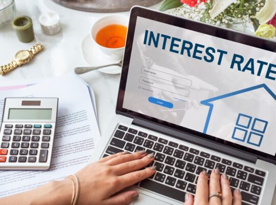 Fixed vs Floating: Which Interest Rate Type Is Right for You?